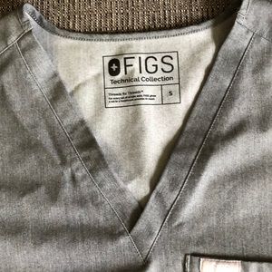 FIGS Catarina one pocket scrub top